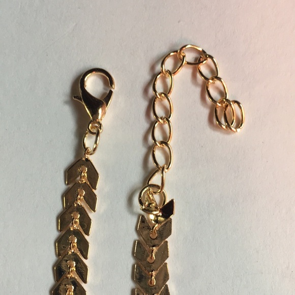 New! Chevron Ankle Bracelet - Picture 5 of 8
